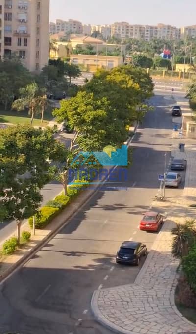 107 m apartment for sale in Madinaty, B3 next to the services, clear view, free