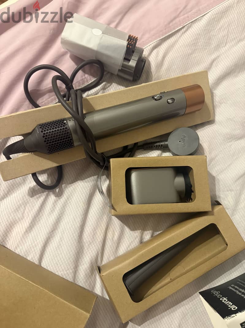 Dyson airwrap 1