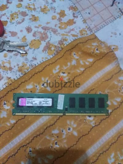 رام 2 جيجا ddr2 للكمبيوتر للبيع