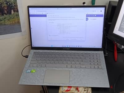 لابتوب Asus بحالة ممتازة جيل ثامن