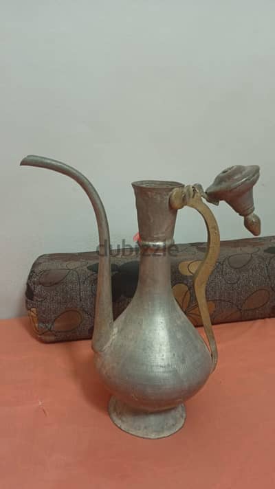 ابريق. نحاس ابيض عمره يتعدي خمسون عاما