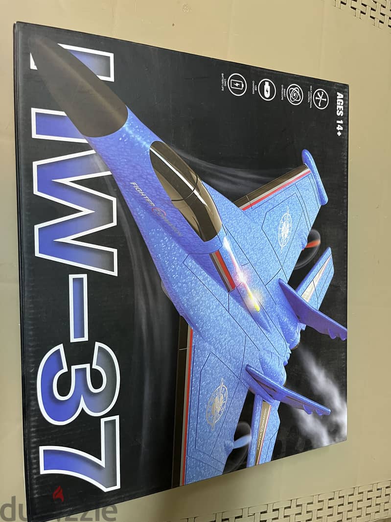 Fighter Plane RC with Remote Control & Lights Red - HW37 2
