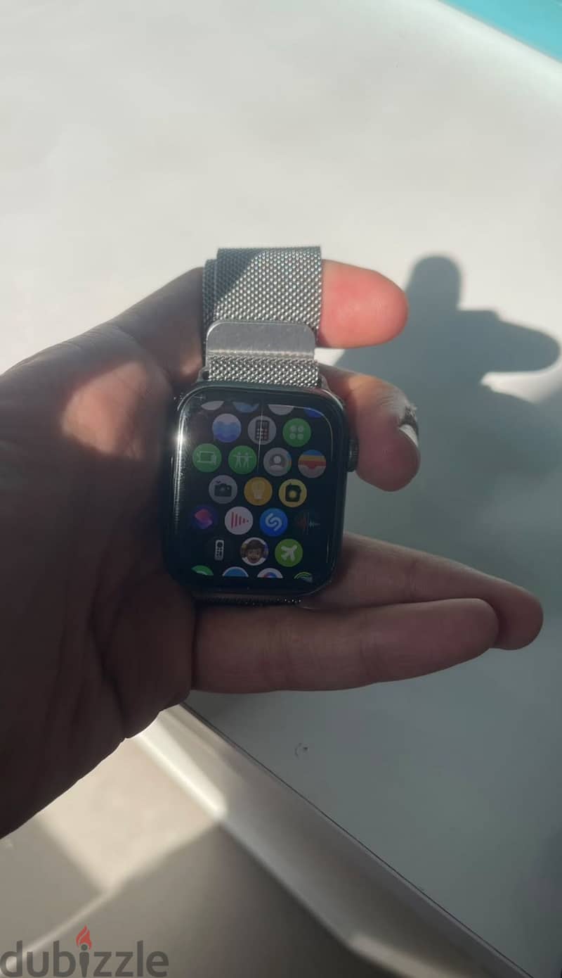 Apple Watch series 6 4