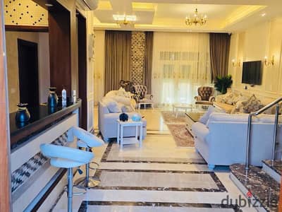 Exceptional villa for sale in Gardenia City | 600m land | 350m buildings