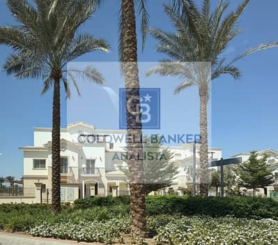 Town house for sale in uptown cairo under market price+very prime location