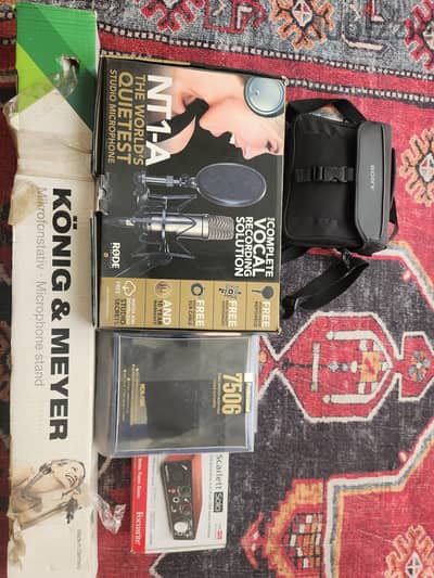 معدات بودكاست و استوديو كاملة + كاميرا سوني سايبر شوت Sony Rode
