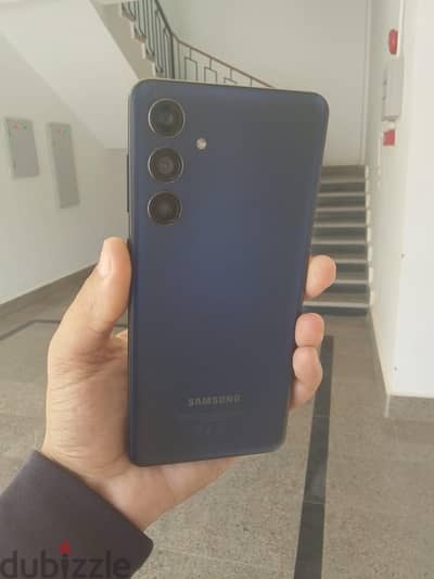 سامسونج M55 فايف جي