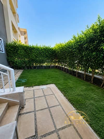 107 sqm ground-floor apartment with a 70 sqm garden for sale in Madinaty (B10); located directly next to the services area and the medical center, and