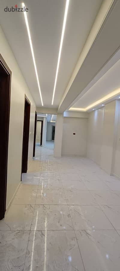 A distinguished administrative headquarters in the finest locations of Heliopolis 350m