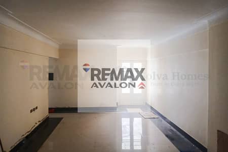Distinctive 3-Room Apartment for Sale in Smouha (Al-Nasr Street)