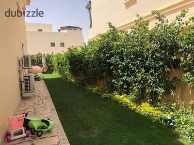 For sale via a 10-year installment plan: a 177m² apartment with a 70m² garden in the Hyde Park compound, Fifth Settlement.