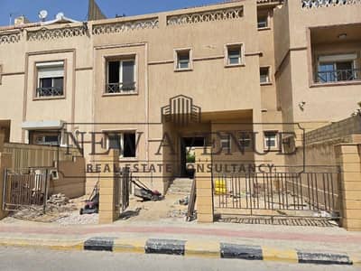 فيلا مستقلة مميزة جدًا ثالث صف من الجولف   بموقع مميز بحري بالكامل في سيتي جيت - city gate