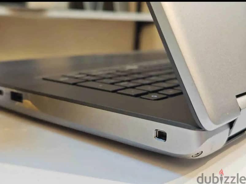 Dell 7770 2