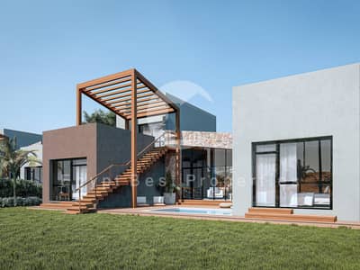 Villa finished 4 bedrooms For Sale Direct On The Sea -  Mesca Soma Bay Hurghada -  With 5% Dp Over 8 Years Installments  Discount Uo To 30% .