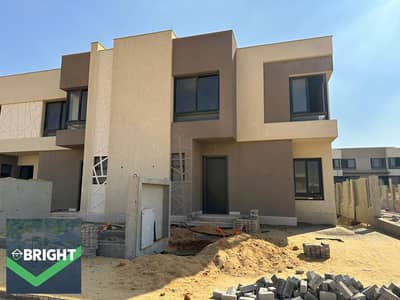 باقل سعر ممكن ل فيلا 190م - 3 غرف نوم + غرفه لناني - بمقدم واقساط مرنه ف باديه بالم هيلز _ Badya palm hills