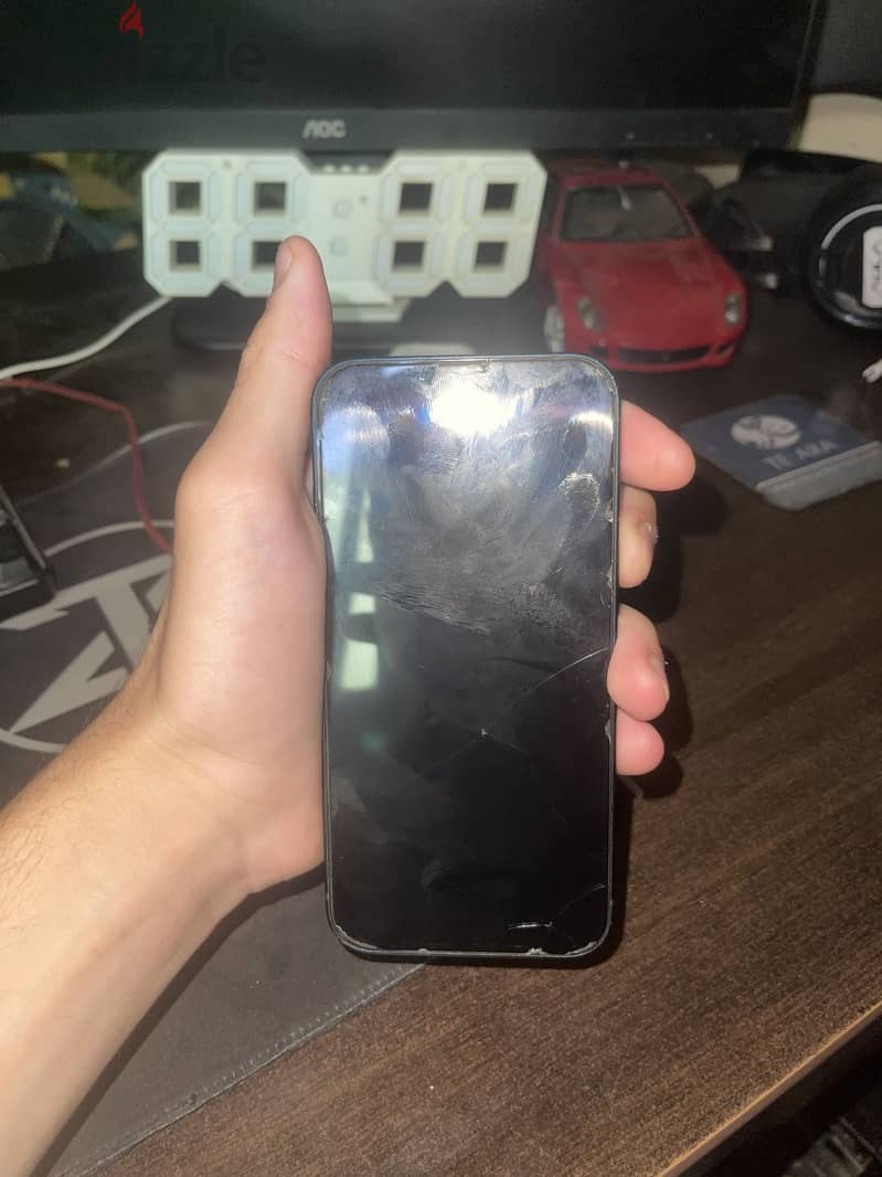 Apple - iPhone 13 2