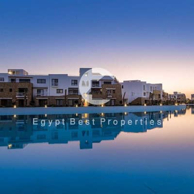 APARTMENT FOR SALE OVERLOOKING LAGOON _ ONLY 5% DP IN SWAN LAKE GOUNA