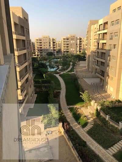 شقة للإيجار 125م تشطيب سوبر لوكس بالتكييفات والمطبخ في كمبوند ذا سكوير - صبور | فيو جاردن