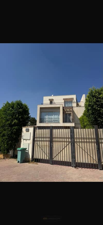 Fully Furnished Villa for Rent in Allegria Beverly Hills 300 SQM Private Pool  4 Bedrooms**