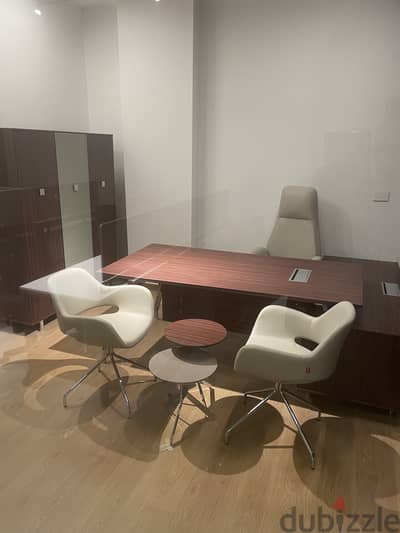 Full Office Furnitures Like New