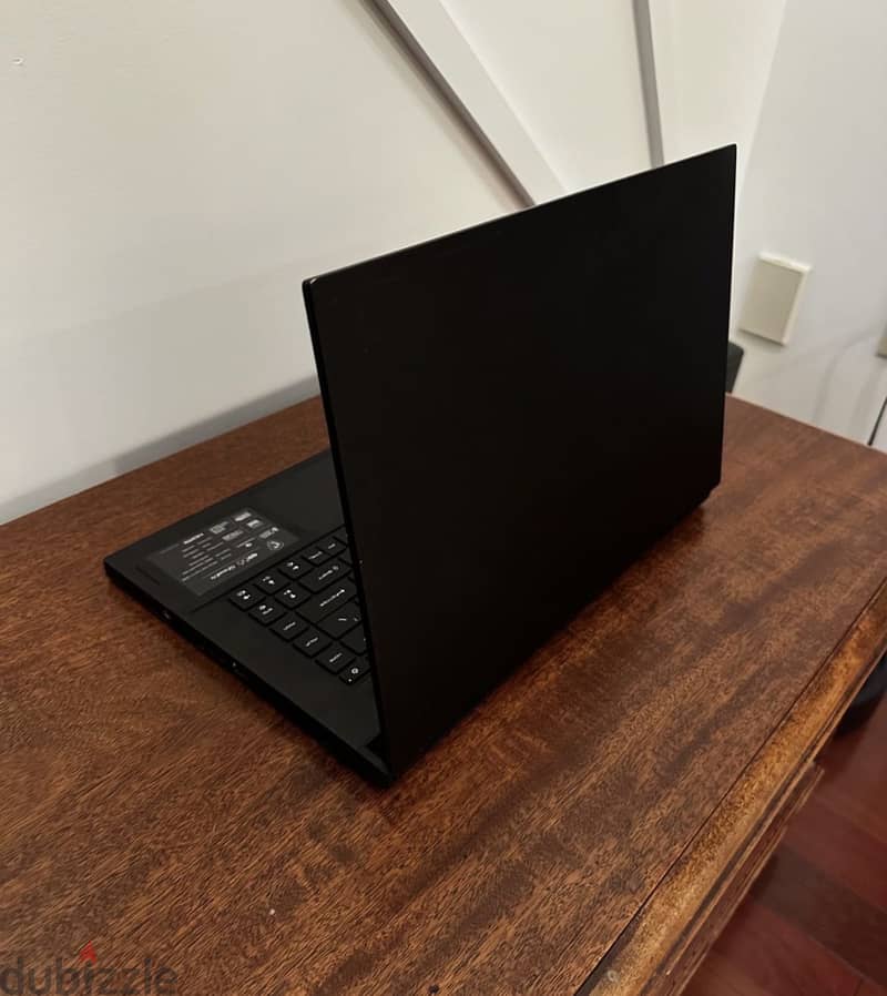 MSI GS66 Stealth 1