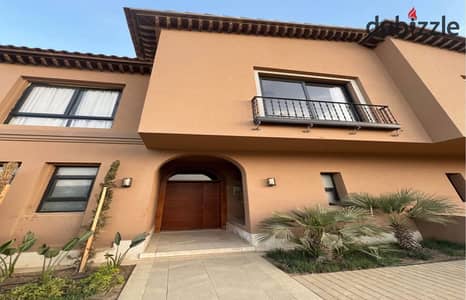 Twin house 270meters at a special price in Village West Dorra next to Cairo Gate Emaar