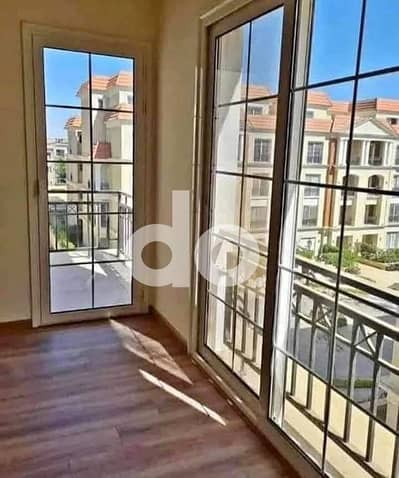 شقه 3 غرف متشطبه للبيع في قلب الجولدن اسكوير من ريجينتس اسكوير بسعر اقل من سعر السوق Regent's Square New cairo