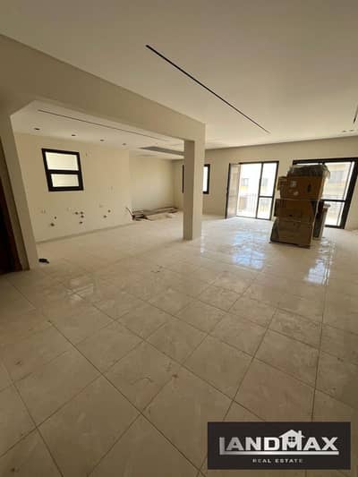 LUXURIOUS PENTHOUSE 300M 4BEDROOMS+NANNY FOR SALE WITH ACS | ULTRA SUPER LUX  | VERY PRIME LOCATION | UNDER MARKET PRICE | SODIC EASTOWN