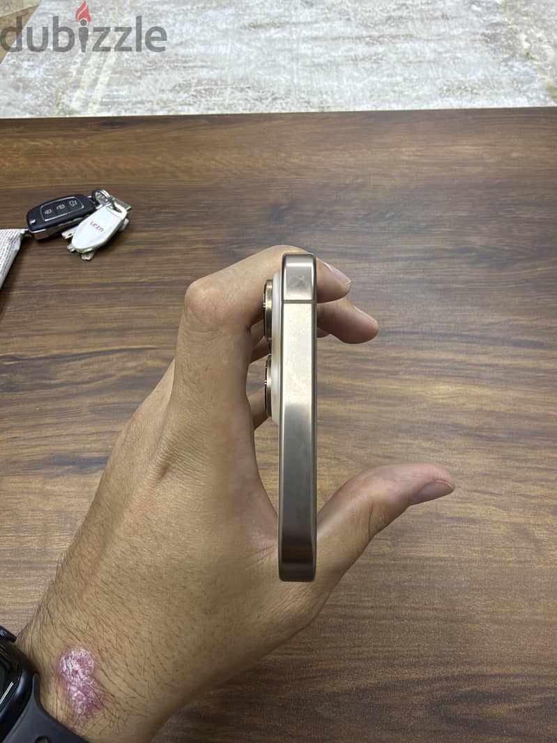 Apple - iPhone 16 Pro Max 3