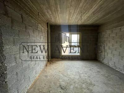 Lowest priced 3-bedroom apartment ready to move in Mountain View icity new cairo with the most prime location and steps from the club.