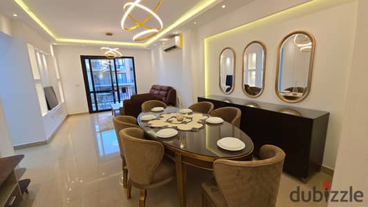 First-Use Fully Furnished Apartment for Rent in Eastown – Ultra Modern