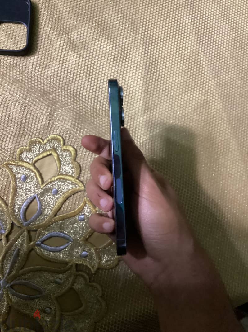 Apple - iPhone 13 Pro 3