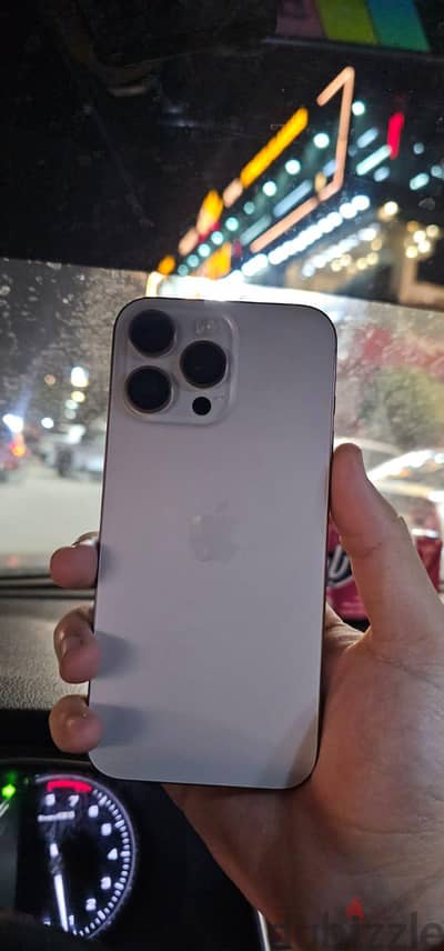 Apple - iPhone 16 Pro Max