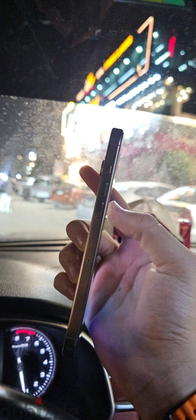 Apple - iPhone 16 Pro Max 1