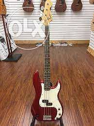 Squier By Fender Affinity P-Bass , Metallic Red 0
