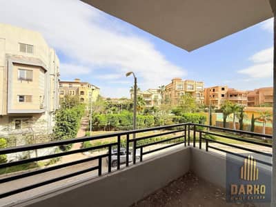 A unique opportunity for housing and investment — with payment facilities and immediate receipt! Apartment 280m directly on #Ali_Abdel_Moneim_Riyad Street. A strategic location close to: #Mall_of_the_Arabs #University_of_Egypt #Central_Axis and close to all services and facilities.    Apartment details: • 280m distinctive area •
