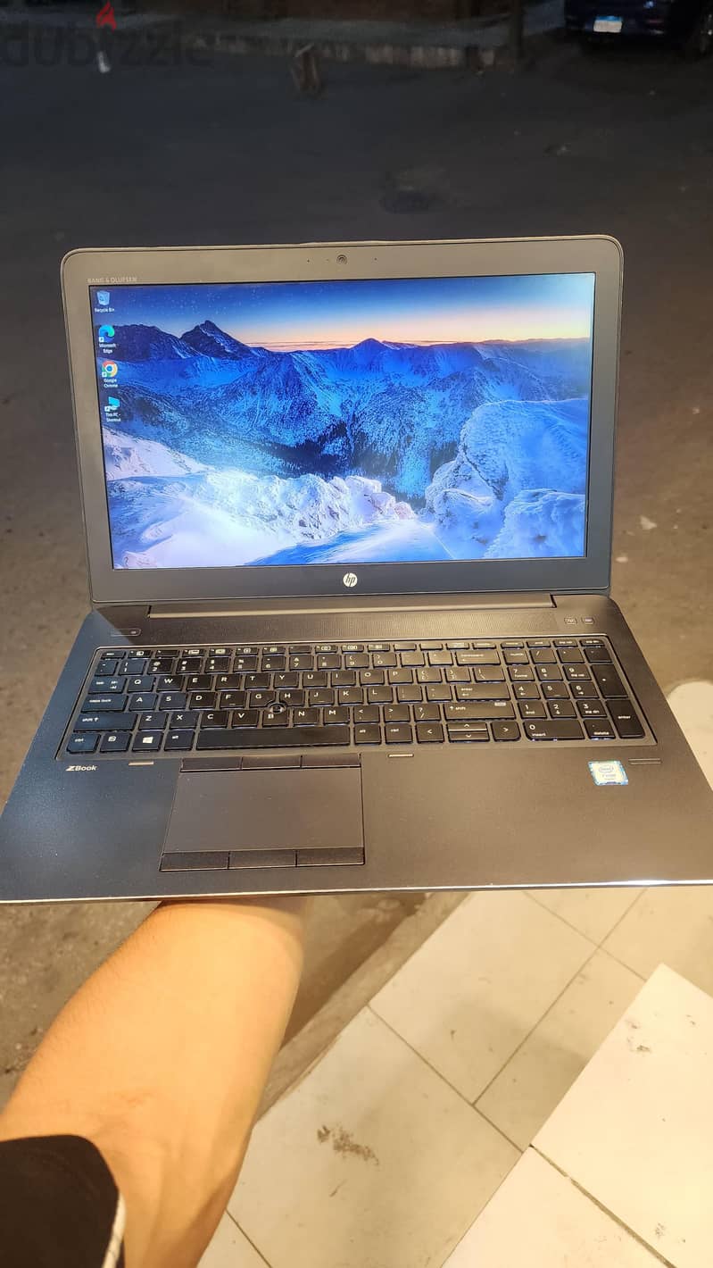 hp zbook g3 xeon Nvidia quadro 2g 2