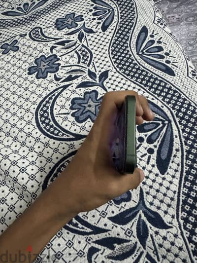 Apple - iPhone 13