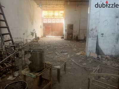 مركز صيانة سيارات 300 متر للايجار العبور المنطقة الصناعية