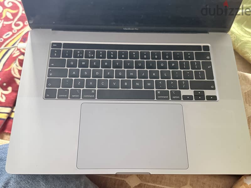 Mac Book pro 4