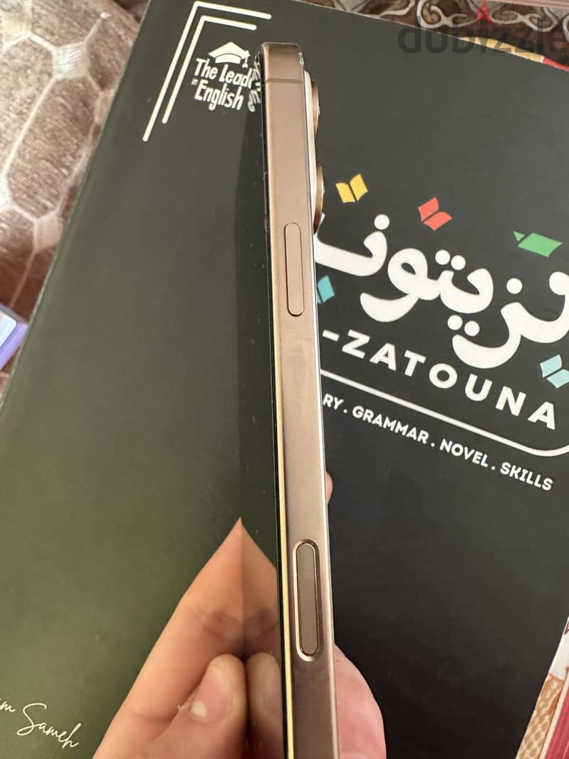 Apple - iPhone 16 Pro Max 3