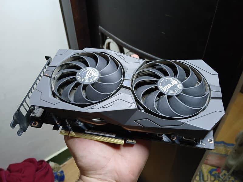 Asus Rog Strix 1650 Super 1