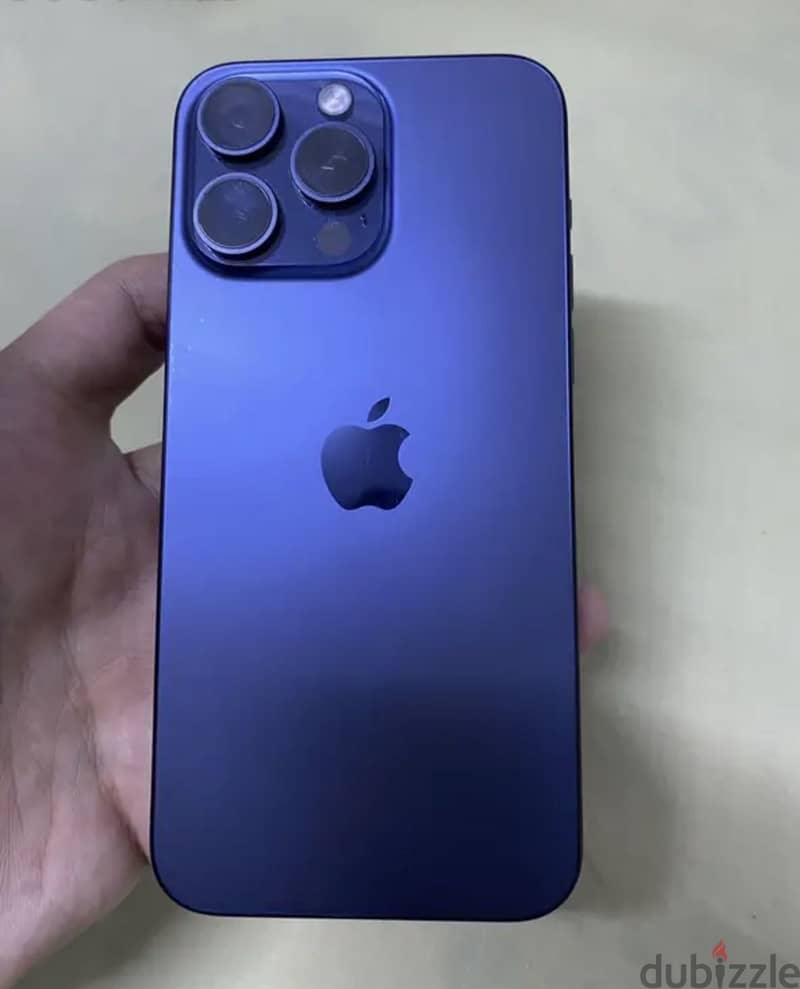 Apple - iPhone 15 Pro Max 1