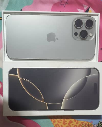 Apple - iPhone 16 Pro Max