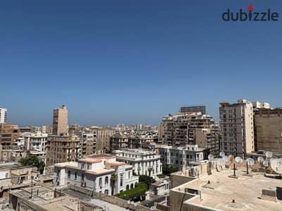 شقة للايجار  160 م شارع فؤاد (الحي اللاتيني) قريب من كلية الطب والجامعات من المالك مباشرة