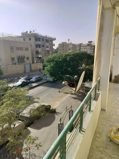 شقة مميزة بشارع محمد شفيق وبالقرب من نادى الغابة
