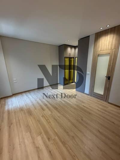 بنتهاوس للبيع في Patio Casa | رووف خاص | تشطيب كامل