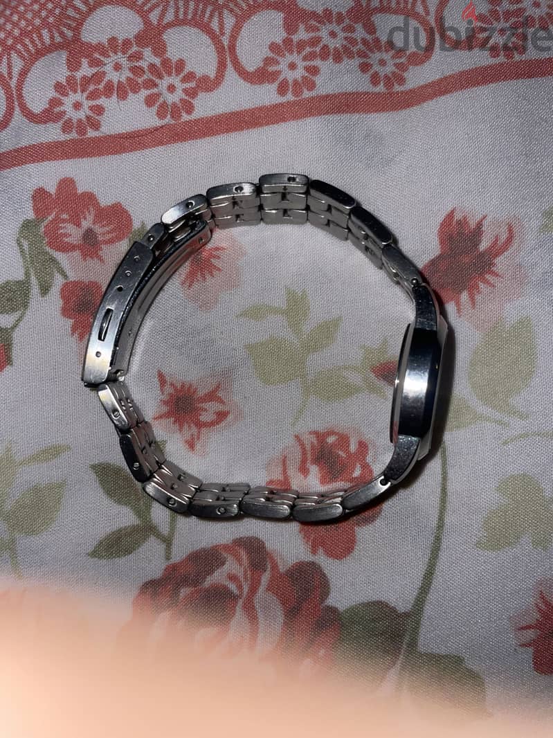 Woman’s watch 4