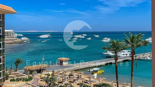 الحق لقطة سوما باي! آخر شقة فندقية متاحة بإطلالة جولف مميزة، أقل سعر، ادفع 5% فقط وقسط بعد سنة، متفوتش فرصتك