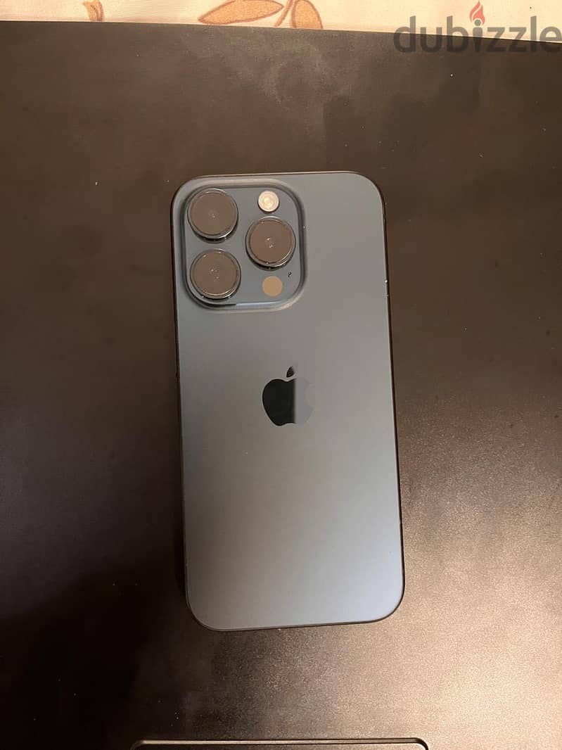 Apple - iPhone 15 Pro 3